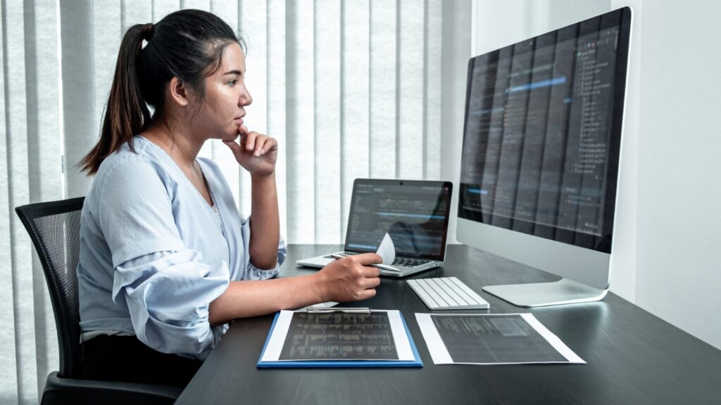 girl working on laptop